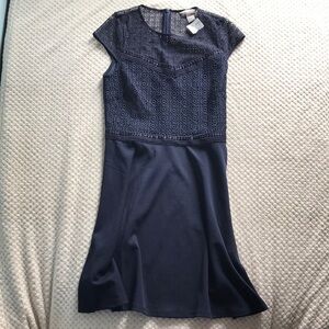 H&M Elegant Navy Lace Midi Dress Brand New never worn SWT Size US Small